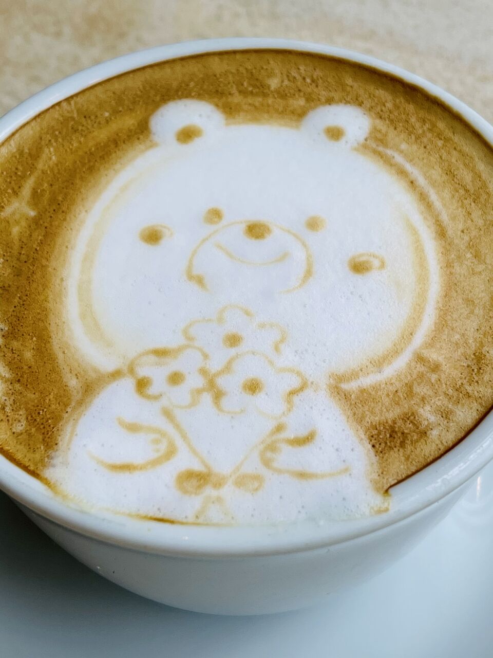 季節に応じたラテアートなど 思わずほころんでしまう かわいいラテアートを提供しています 姫路でランチから夜カフェまで Cafe Rail カフェ レイル