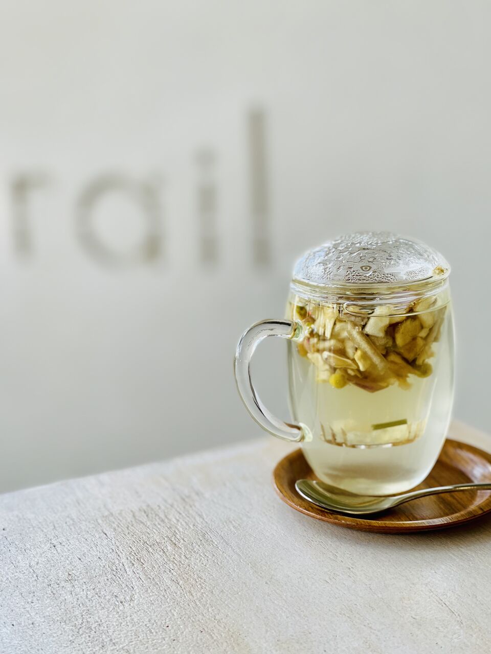 New Drinks 信州りんごと柚子のカモミールティー 姫路でランチから夜カフェまで Cafe Rail カフェ レイル