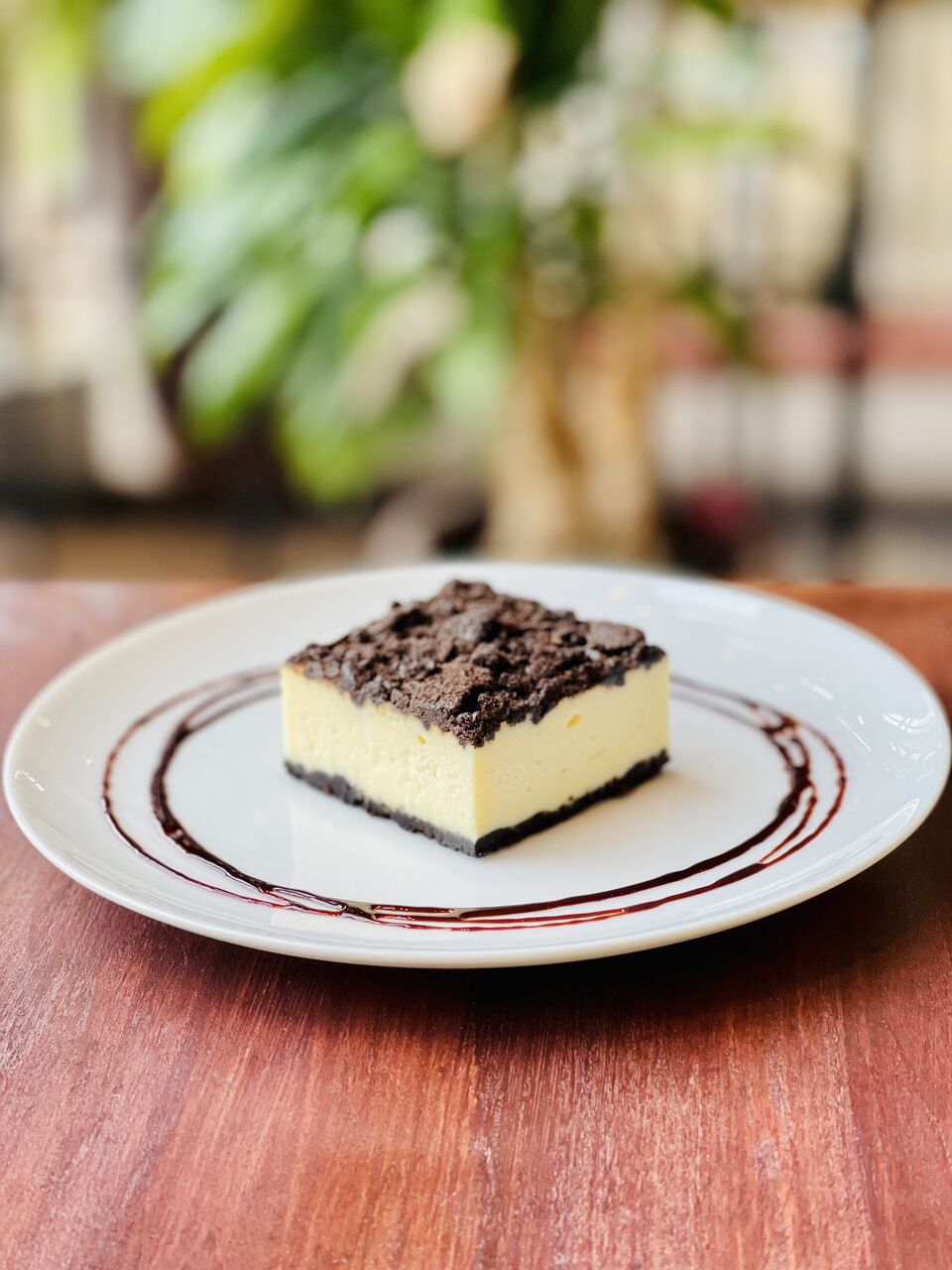 コントラストが絶妙なチーズケーキ 姫路でランチから夜カフェまで Cafe Rail カフェ レイル コントラストが絶妙なチーズケーキ 姫路でランチから夜カフェまで Cafe Rail カフェ レイル