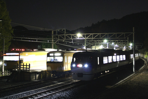 20051203180558IMG_4885r[1]