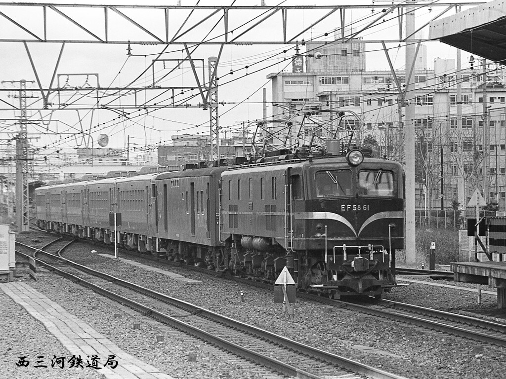 第176回：機関車牽引による気動車列車のこと（その4） : Railway Photo