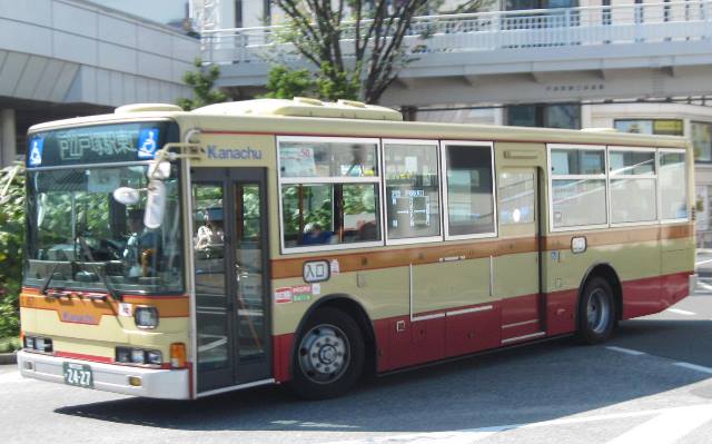 神奈川中央交通　方向幕（後面）　舞岡営業所（横浜営業所笹下合併後）　両所対応 1200px-