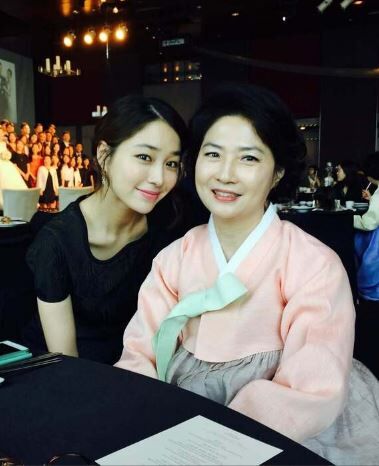 イ・ミンジョン母