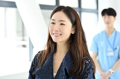 チェ・ジウブラックぺアン