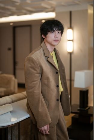 坂口健太郎