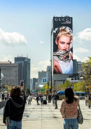 デジタル広告塔4