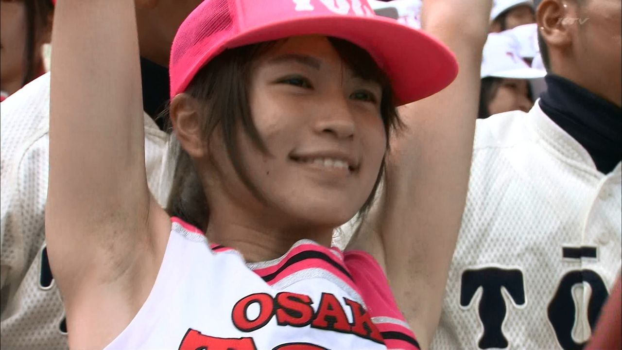 女子高生チアリーディング、脇毛を魅せてしまう。 : 鷹ch＠ソフトバンクホークスまとめ