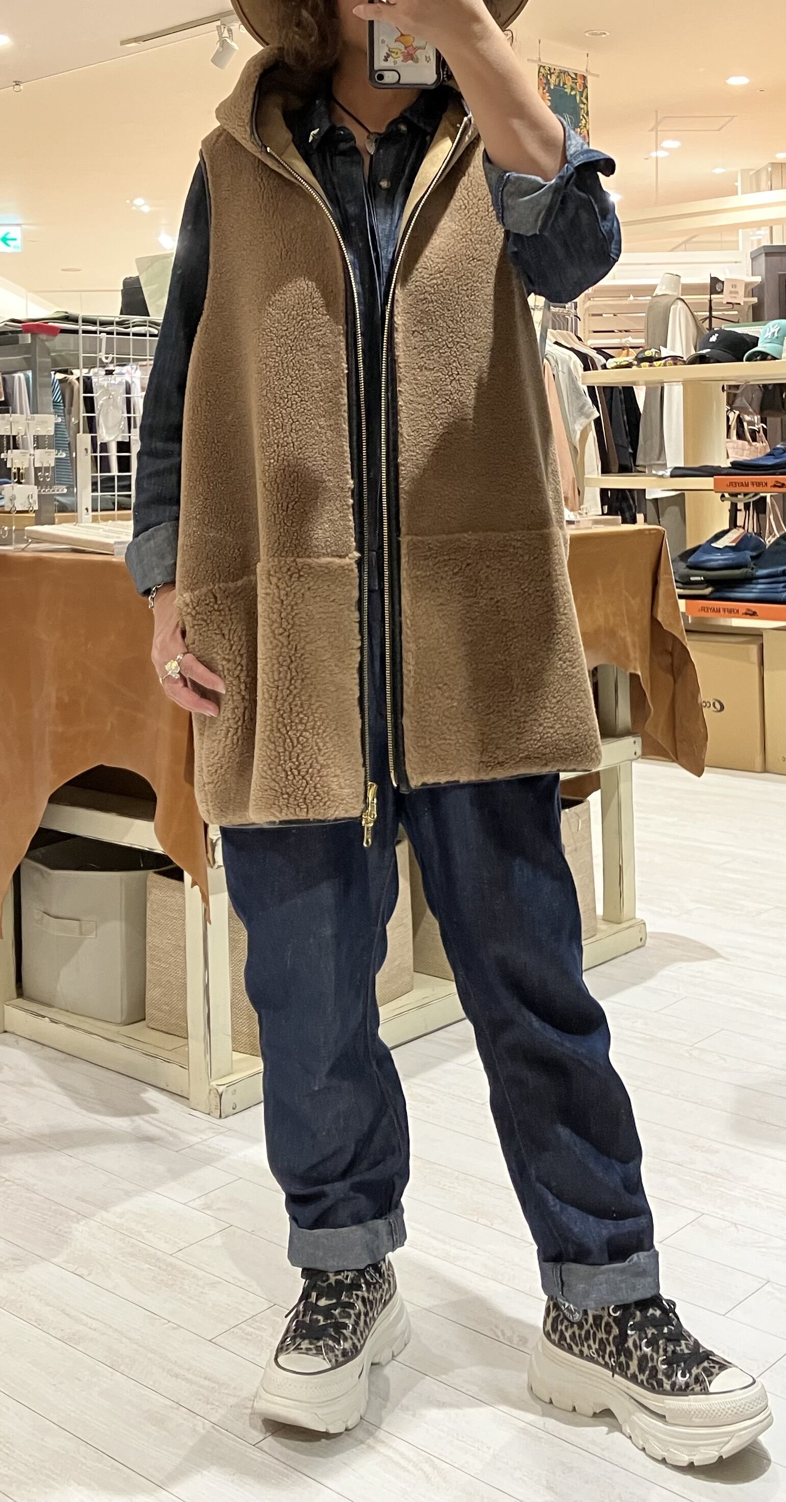 RISLEY リバーシブル ボアベスト フーディーベスト キャメル RISLEY】リバーシブルボアフーディーベスト : CREAMのブログ