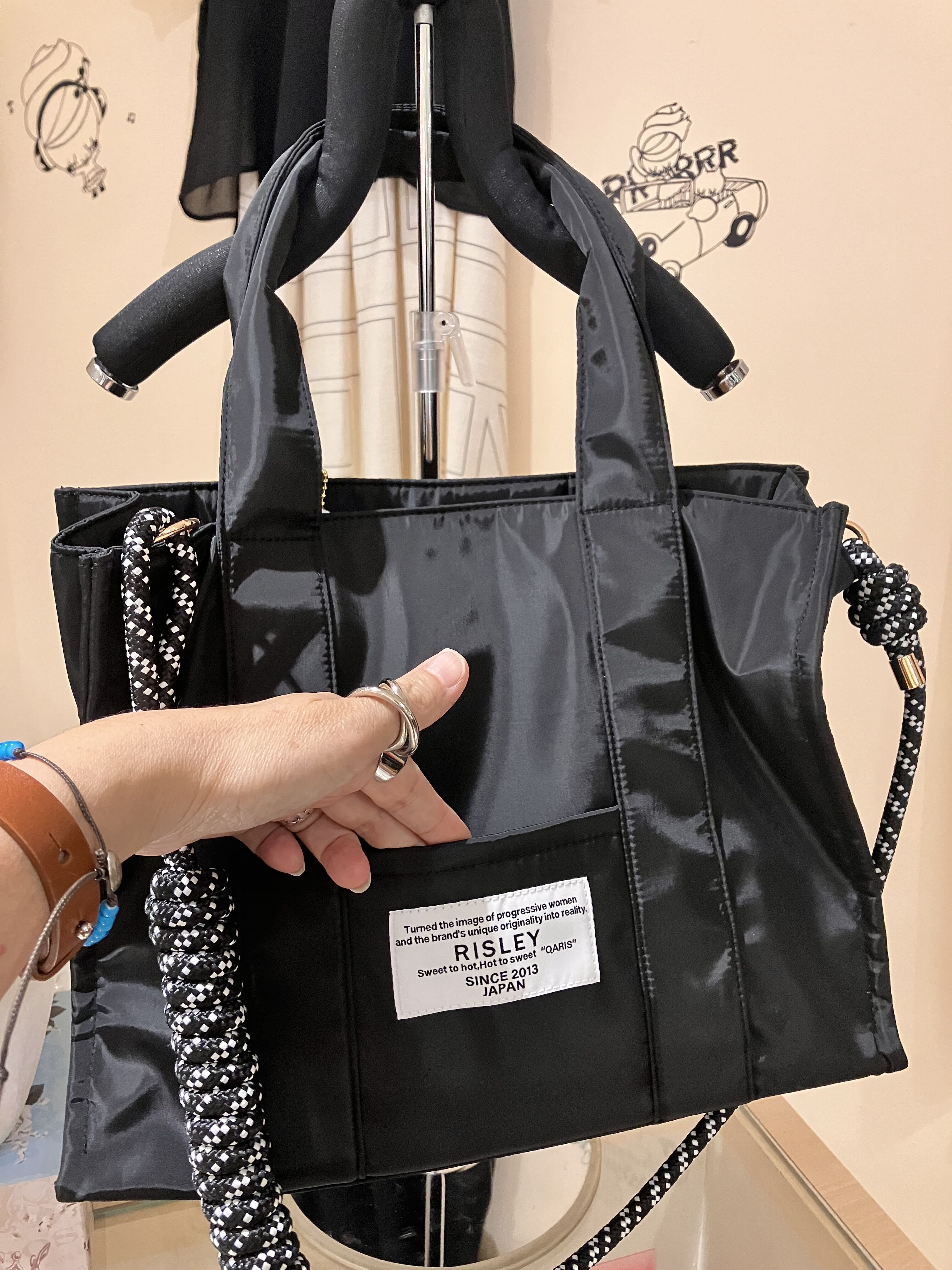 RISLEY×OUTDOORコラボバッグ第2弾！】フリルトートバッグ : CREAMのブログ