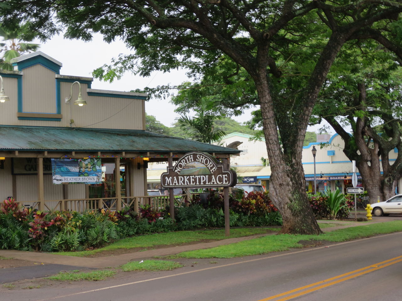 ハレイワ マーケットプレイス コーヒーギャラリー でコーヒーブレイク いい旅にしよう