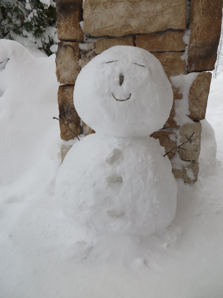 かわいい雪だるま 裏磐梯高原 ペンション ラーラ かわいい雪だるま 裏磐梯高原 ペンション ラーラ