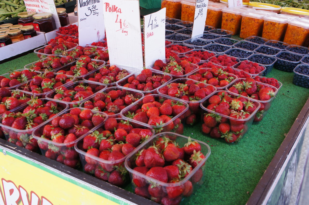 15イチゴのフィンランド 下関にも北欧雑貨 Rallissaの日々