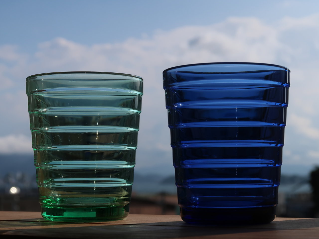 廃盤色アアルトのコップ : 下関にも北欧雑貨 Rallissaの日々