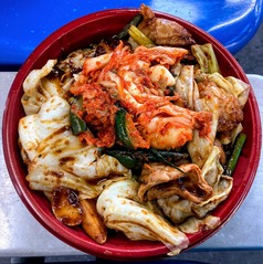 ホルモン平田のホルモン丼
