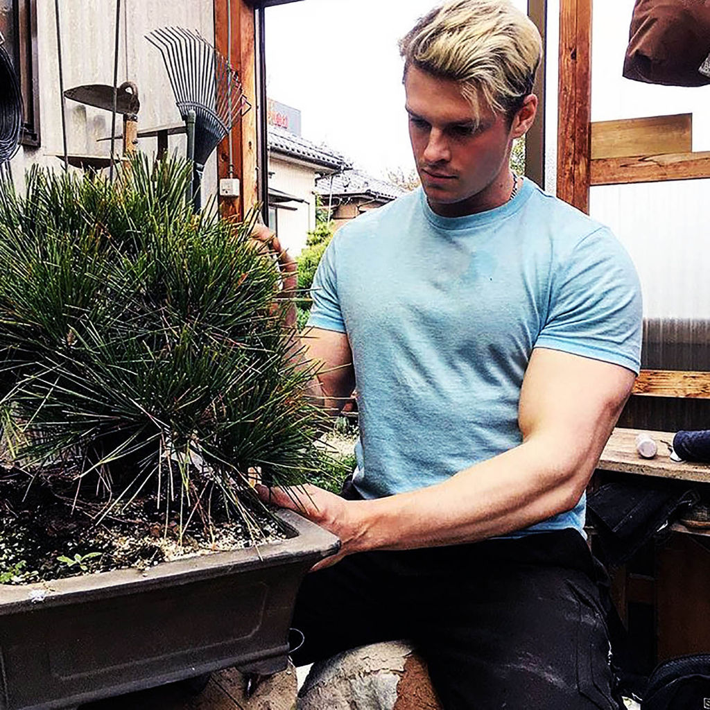 ウホ いい男 通信中野 ﾟoﾟ ｳﾋｬｰ Www 最強 イケメンすぎる庭師 村雨辰剛さんが凄すぎると大絶賛 日本中から絶大な支持 クソ台ハンター Ralphdelmonte Neo