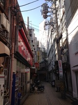路地裏