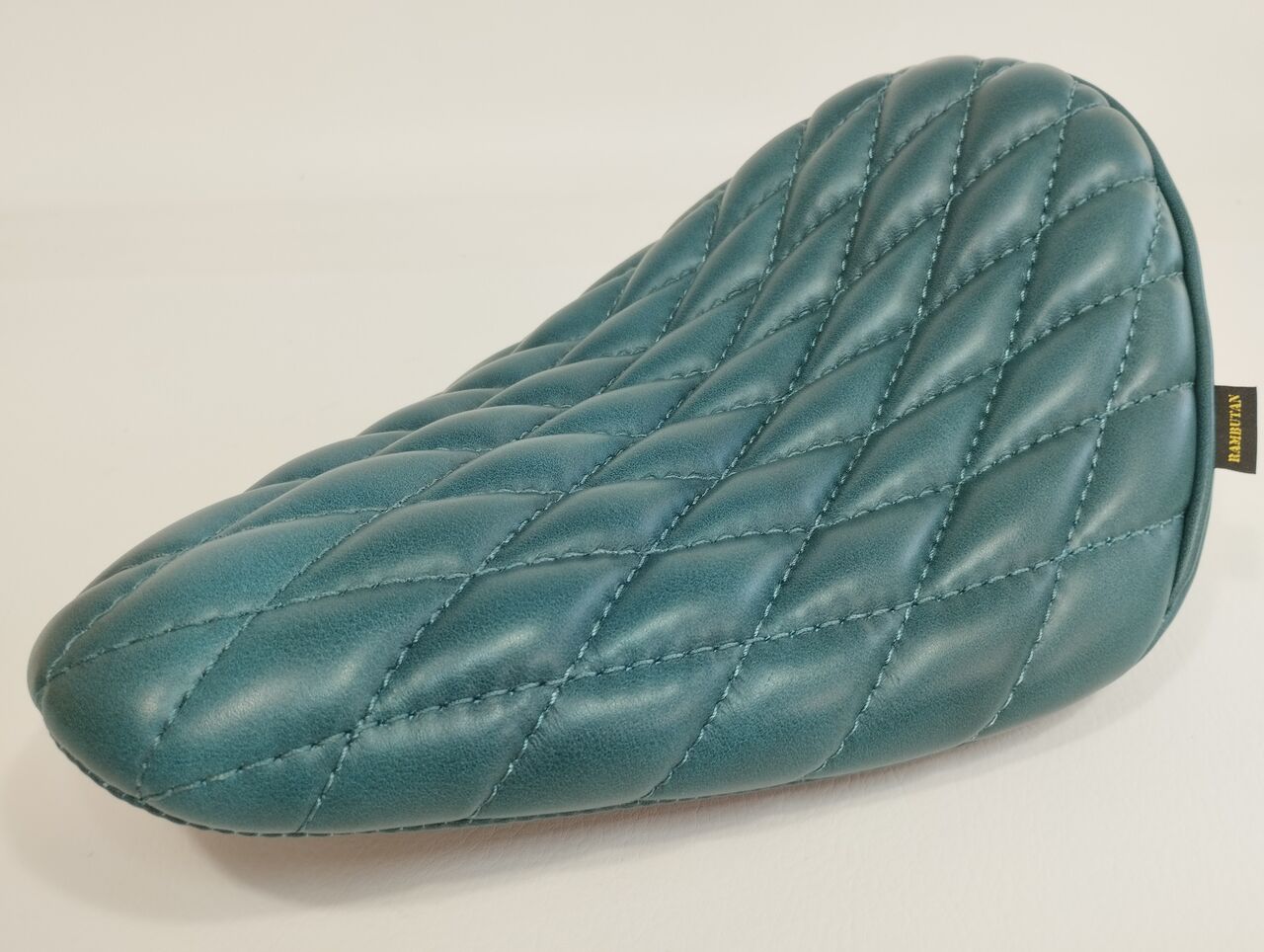 【激レア】ランブータン　ダイヤモンドキルティング ハイバックシート ☆新作・限定特注品☆本革（ブルーグリーン系）ダイヤ : ランブータン