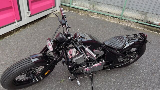 サンダー250ソフテイル×ランブータンソロシート本革-ダイヤ新喜皮革