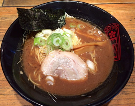 金澤濃厚中華そば 神仙 池袋 中華そば ラーメンカメラマンの麺日記 金澤濃厚中華そば 神仙 池袋 中華そば ラーメンカメラマンの麺日記