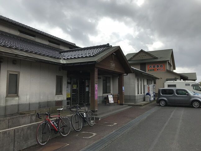 真庭市 粋呑房 すいとんぼう で 蒜山焼きそば 蒜山高原サイクリングで ラーメン放浪記 Season2 真庭市 粋呑房 すいとんぼう で 蒜山焼きそば 蒜山高原サイクリングで ラーメン放浪記 Season2