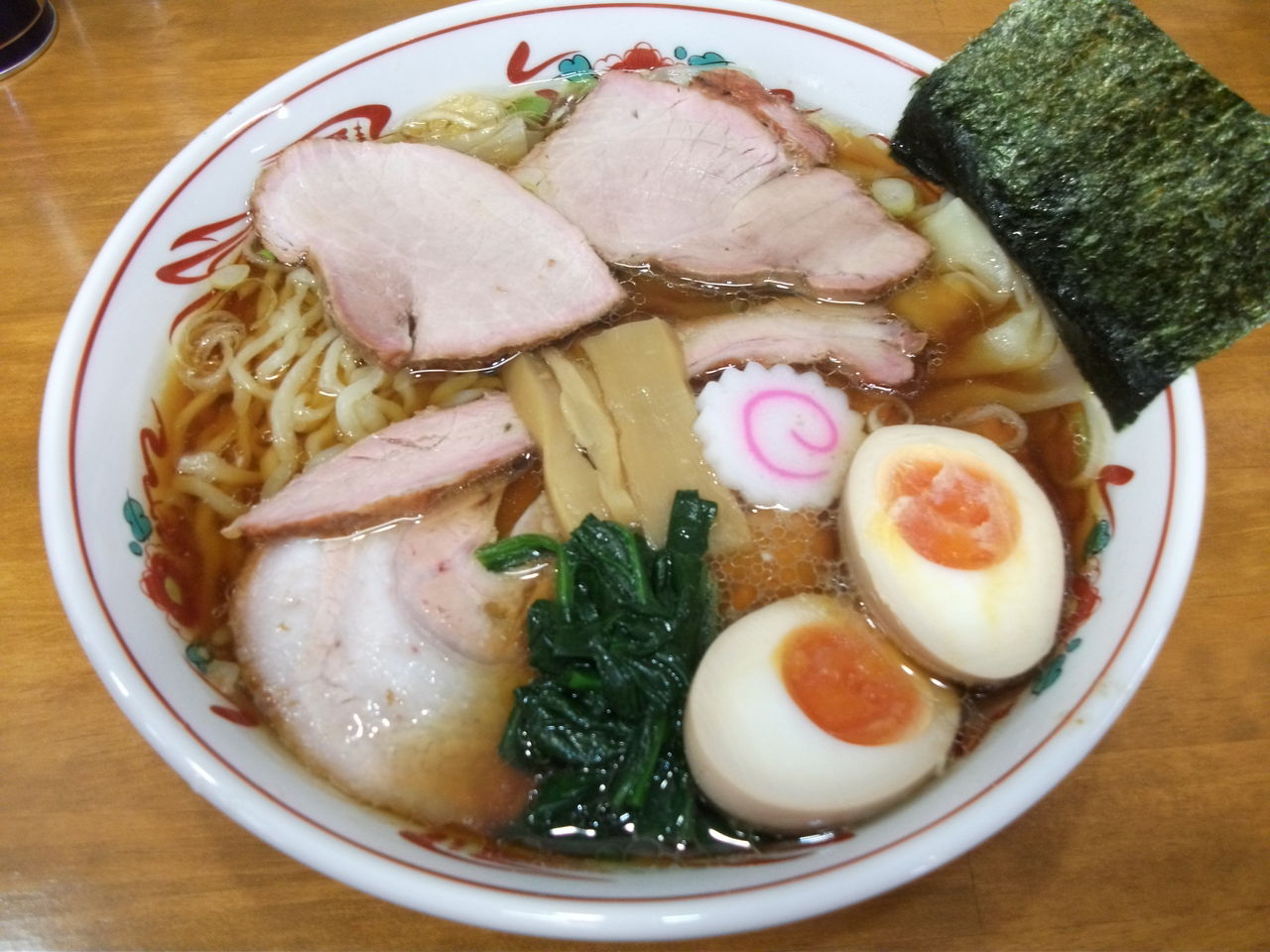 11年198杯目 とら食堂 松戸分店 松飛台 千葉県松戸市 焼豚ワンタン麺味玉入り 月見草のように