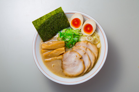 悟朗中華そば全部乗せ