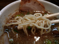 ��餵��������