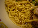 宝華らぁめん(2):麺と油ダレ