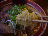 らあめん 龍王:麺