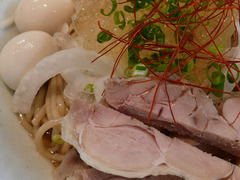 進化:鶏チャーシューとうずら