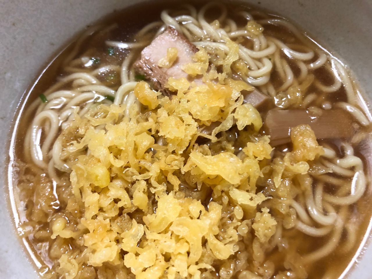 スーパーライフ チャーシューラーメン 天かす入れて失敗を知る ラーメンおっさんブログ スーパーライフ チャーシューラーメン 天かす入れて失敗を知る ラーメンおっさんブログ