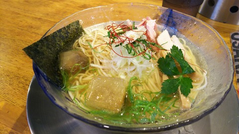 [画像:066929ee-s.jpg]