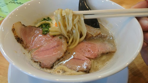 [画像:1d127941-s.jpg]