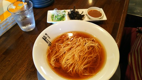 [画像:26a92b4b-s.jpg]