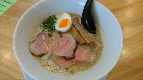 [画像:28ac75a7-s.jpg]