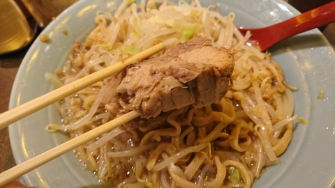 [画像:2bfd77eb-s.jpg]