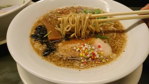 [画像:32ae8498-s.jpg]
