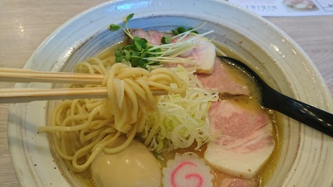 [画像:34e03aaa-s.jpg]