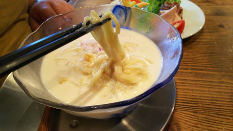 [画像:364381f2-s.jpg]
