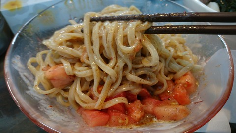 [画像:5750b15e-s.jpg]