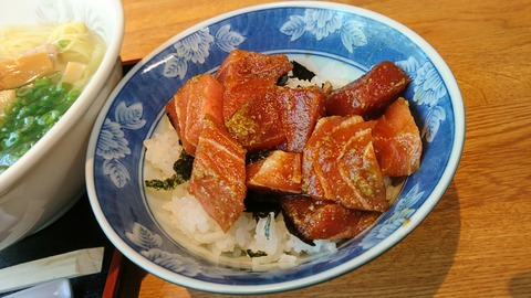 [画像:6331a069-s.jpg]
