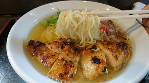 [画像:68db669e-s.jpg]