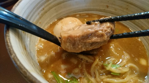 [画像:6a106beb-s.jpg]