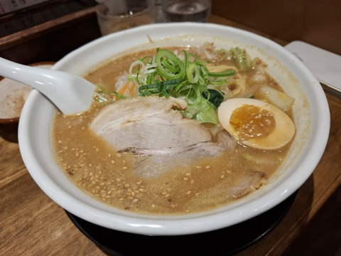 すみれ津本店（三重県/松阪市）