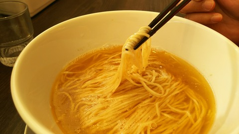 [画像:b21427ec-s.jpg]