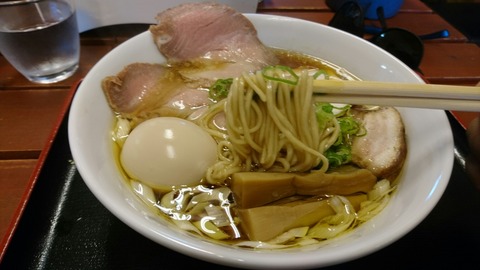 [画像:cfe60e2d-s.jpg]