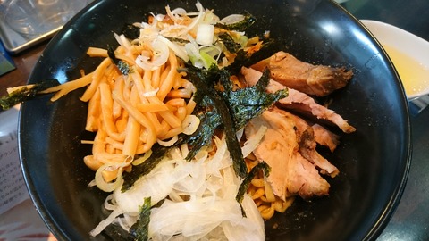 [画像:f15c90bf-s.jpg]