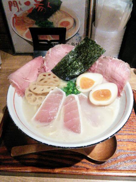 ラーメンって、なんて1000円超えたらいけないの？