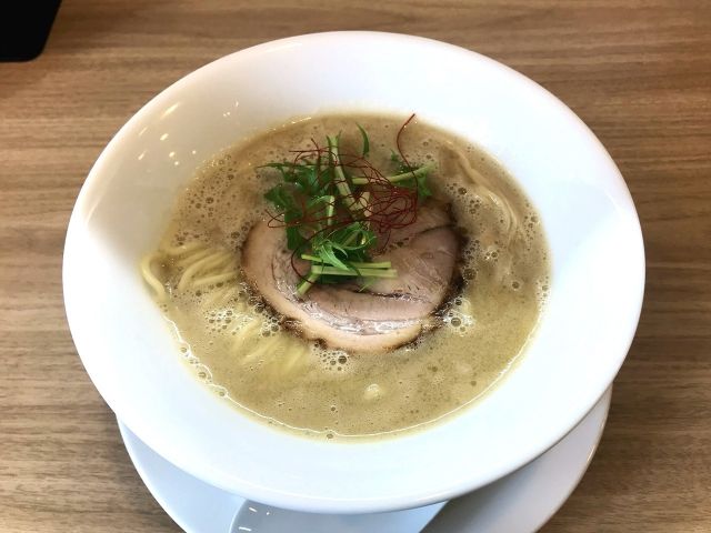 鳥白湯ラーメン はらや / 濃厚鳥白湯 塩 ＠愛知県一宮市妙興寺