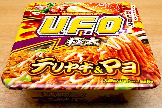 日清食品 「日清焼そばU.F.O.大盛極太 テリヤキ&マヨ」